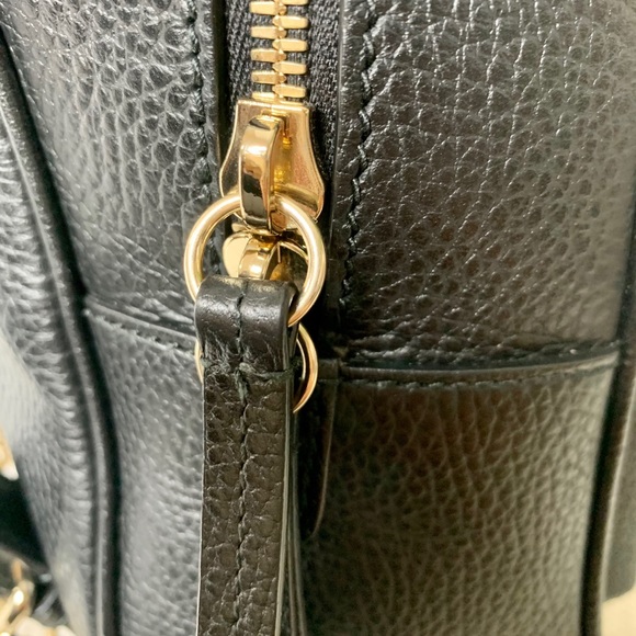 Gucci pebbled calfskin Soho chain backpack - Picture 3 of 16